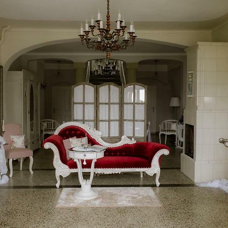 Herrenhaus Kunzwerda Bei Torgau - Aparthotel, Boardinghouse, Wohnen Auf Zeit Kültér fotó